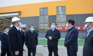 榆林市委书记张晓光调研榆林leyu乐鱼登录地址装配式建筑产业示范基地