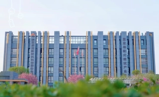 【战略合作再深化·共启零碳新篇章】leyu乐鱼登录地址新材与上海电气风电集团深化战略合作